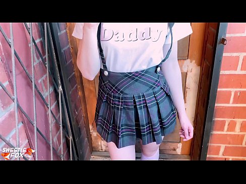 ❤️ 女子校生は授業の代わりに彼女のペニスを深く吸ってファックする。 ❤❌ ポルノ ❌️❤
